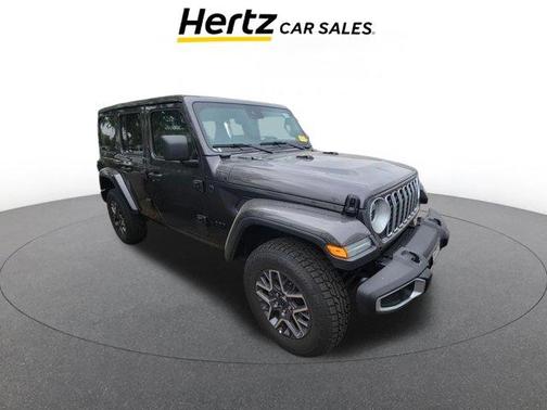 Granite Crystal Clearcoat Metallic 2025 Jeep Wrangler Sahara