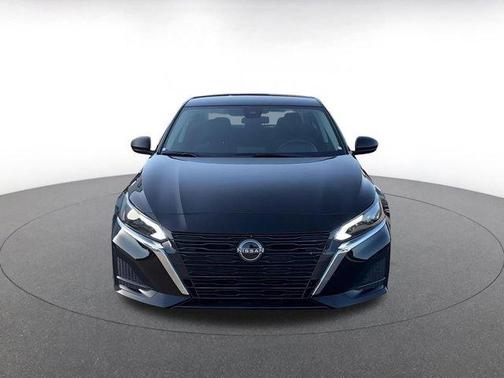 Black 2025 Nissan Altima SV