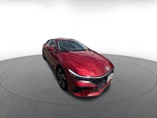 2025 Hyundai ELANTRA HEV Limited