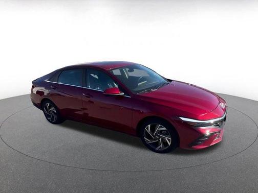 2025 Hyundai ELANTRA HEV Limited