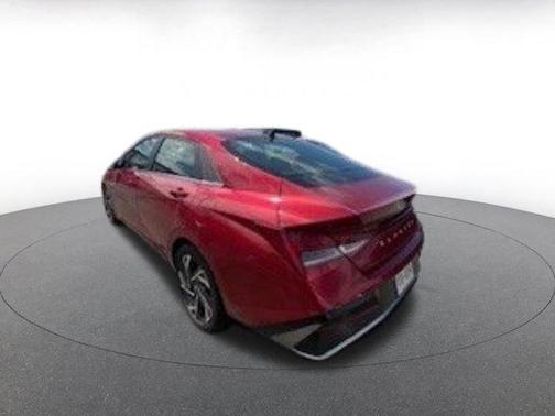 2025 Hyundai ELANTRA HEV Limited
