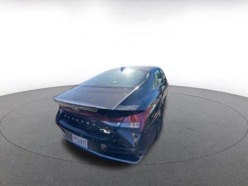 2025 Hyundai ELANTRA HEV Limited