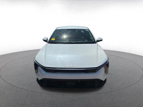 Snow White Pearl 2025 Kia K4