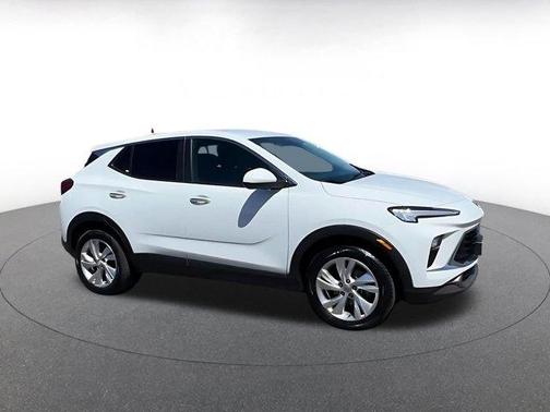 Summit White 2025 Buick Encore GX Preferred