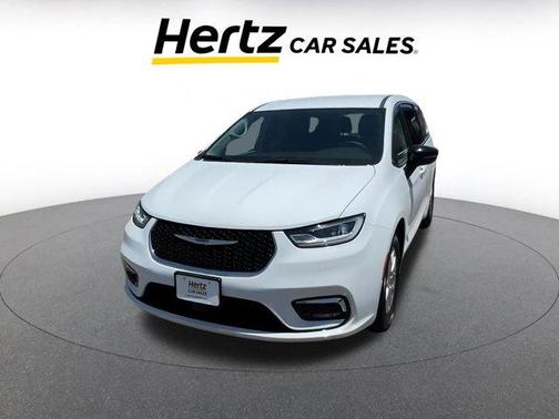 2024 Chrysler Pacifica Touring-L