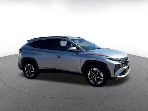 Shimmering Silver 2025 Hyundai TUCSON SEL
