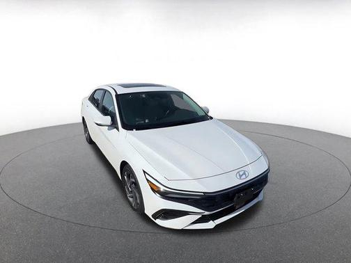 2025 Hyundai ELANTRA HEV Limited