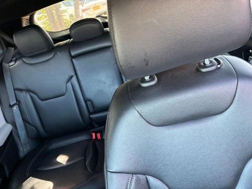 Bright White Clearcoat 2025 Jeep Compass Limited