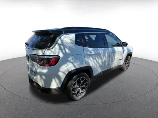 Bright White Clearcoat 2025 Jeep Compass Limited