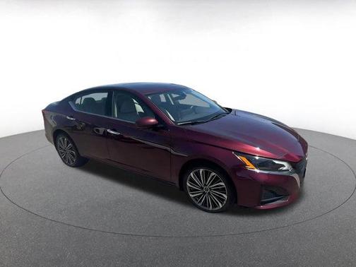 2024 Nissan Altima 2.5 SL