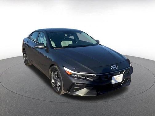 2025 Hyundai ELANTRA HEV Limited