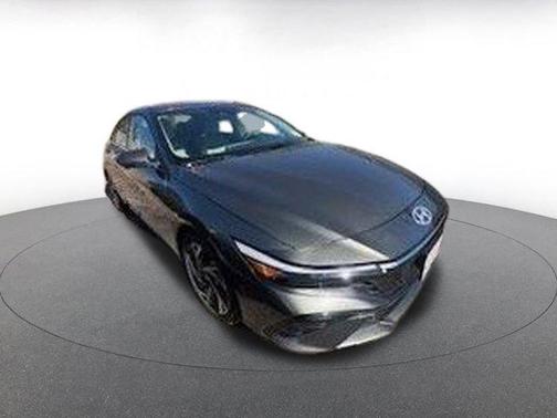 2025 Hyundai ELANTRA HEV Limited