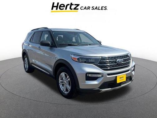 Iconic Silver Metallic 2023 Ford Explorer XLT