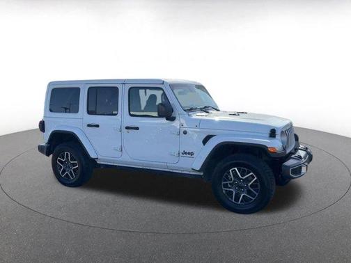Bright White Clearcoat 2025 Jeep Wrangler Sahara