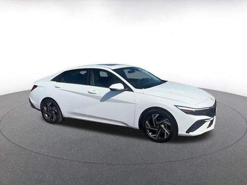 2025 Hyundai ELANTRA HEV Limited