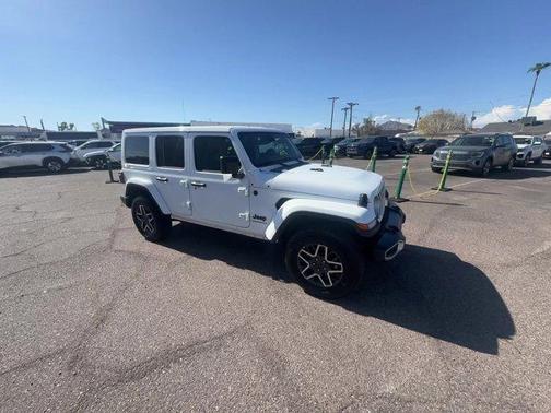 2025 Jeep Wrangler Sahara