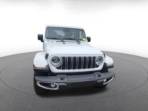 Bright White Clearcoat 2025 Jeep Wrangler Sahara