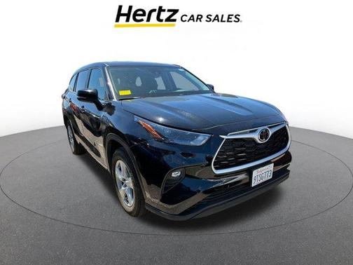 Black 2025 Toyota Highlander LE