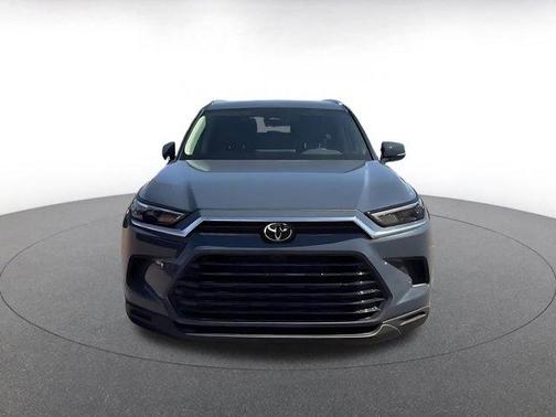 Gray 2025 Toyota Grand Highlander XLE