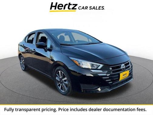 Super Black 2025 Nissan Versa 1.6 SV