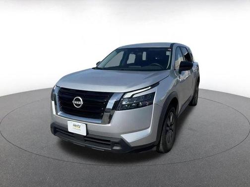 2024 Nissan Pathfinder S