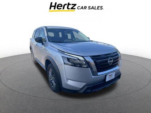 2024 Nissan Pathfinder S