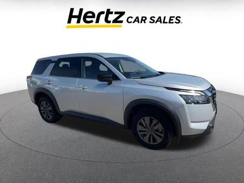 2024 Nissan Pathfinder S