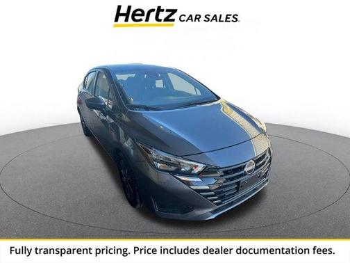Gun Metallic 2025 Nissan Versa 1.6 SV