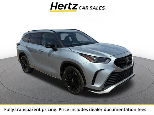 Silver 2024 Toyota Highlander XSE