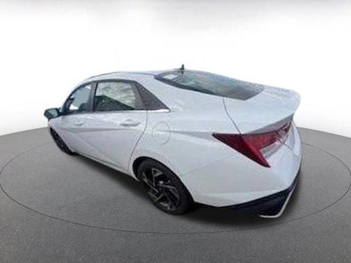 2025 Hyundai ELANTRA HEV Limited