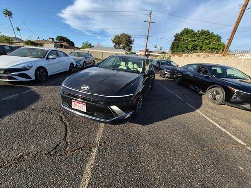 2025 Hyundai SONATA Hybrid SEL