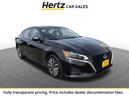 Black 2025 Nissan Altima SV