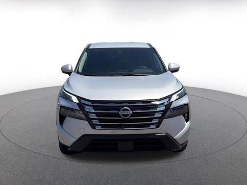 Brilliant Silver Metallic 2025 Nissan Rogue SV