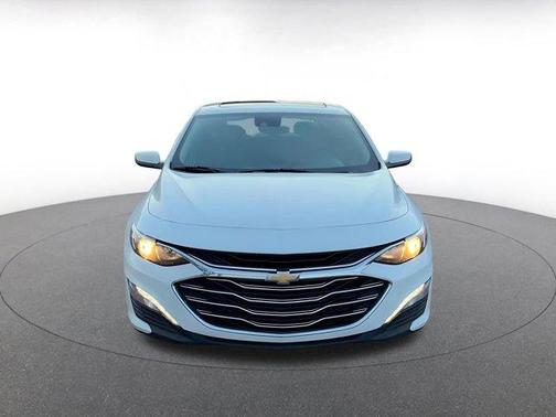 Summit White 2023 Chevrolet Malibu LT