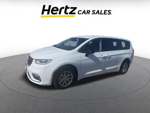 2024 Chrysler Pacifica Touring-L
