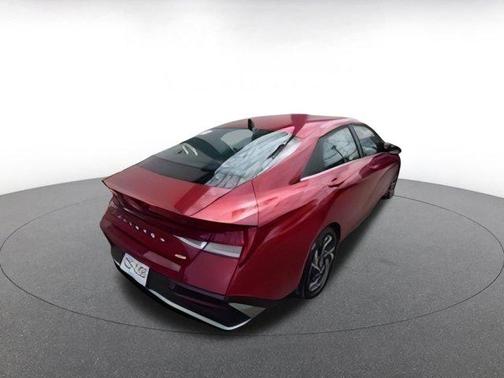 2025 Hyundai ELANTRA HEV Limited