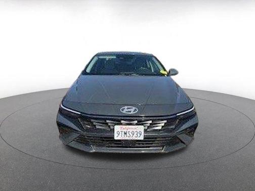 2025 Hyundai ELANTRA HEV Limited