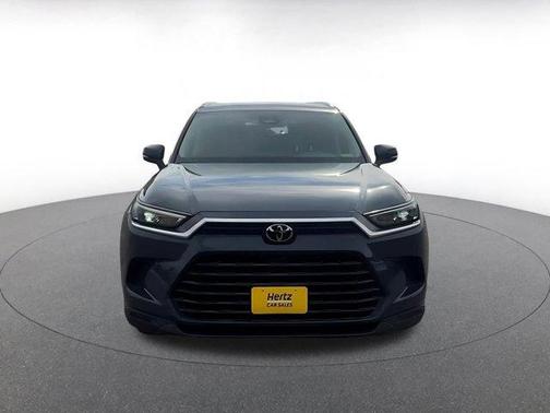 Gray 2025 Toyota Grand Highlander XLE