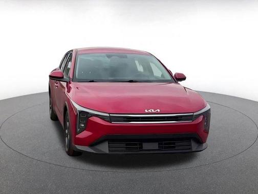 Currant Red 2025 Kia K4
