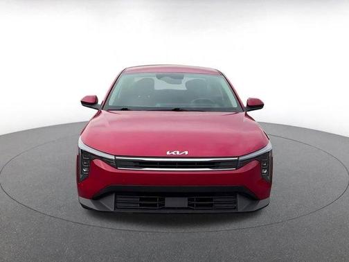 Currant Red 2025 Kia K4