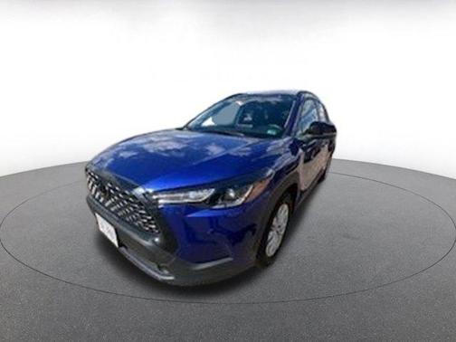 2025 Toyota Corolla Cross LE