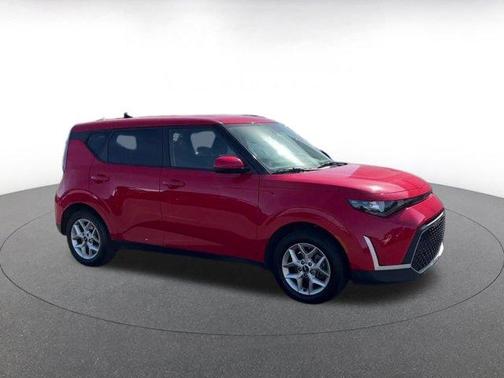 Inferno Red 2025 Kia Soul LX