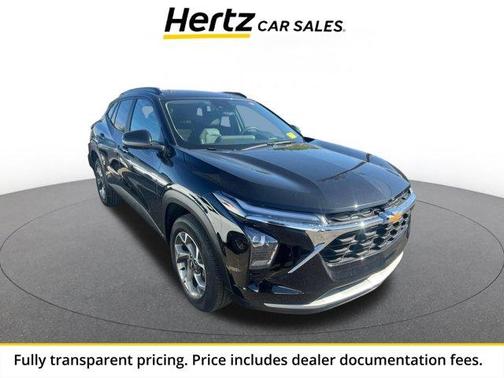 Mosaic Black Metallic 2025 Chevrolet Trax LT