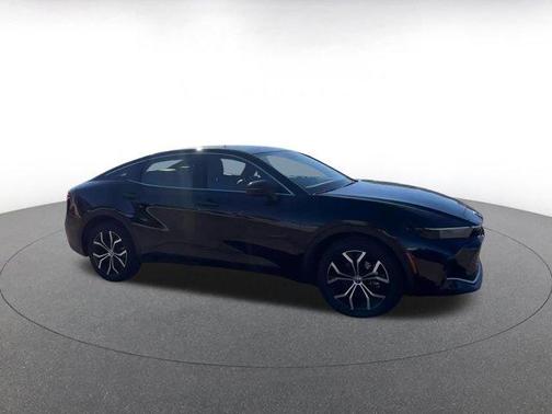 2025 Toyota Crown XLE