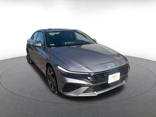 2025 Hyundai ELANTRA HEV Limited