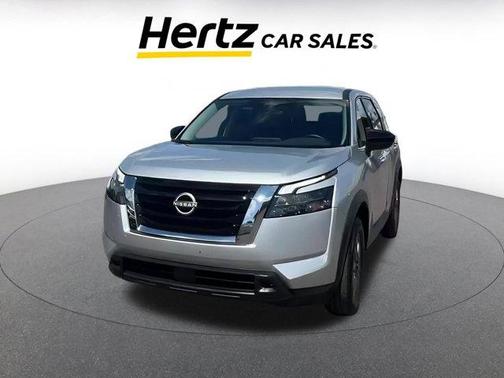 2024 Nissan Pathfinder S