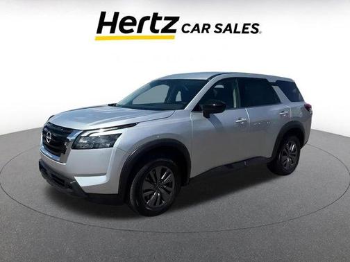 2024 Nissan Pathfinder S