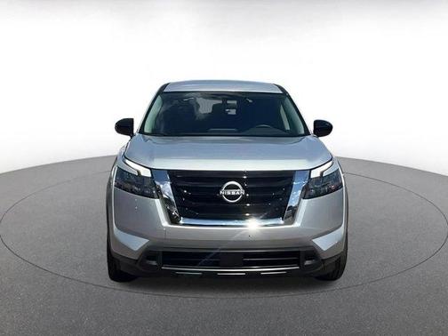 2024 Nissan Pathfinder S