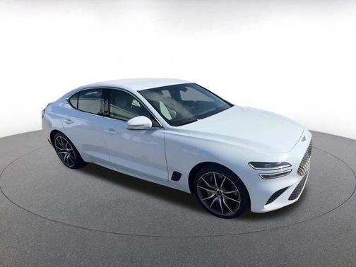 2025 Genesis G70 2.5T