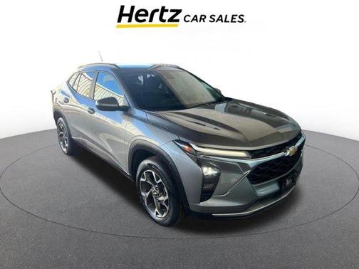 Sterling Gray Metallic 2025 Chevrolet Trax LT